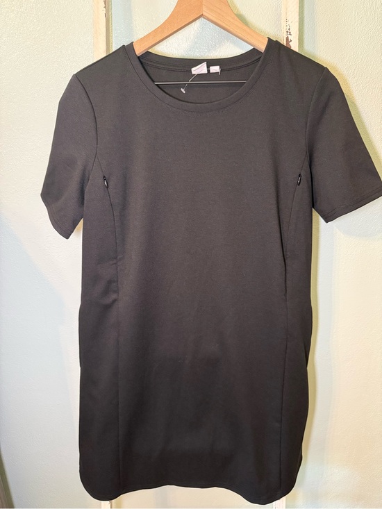 GAP Dresses & Skirts - Gap Maternity Nursing Short Sleeve Crewneck Black Dress Size M Zipper